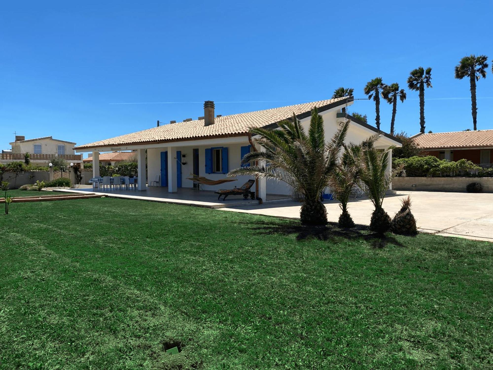 Villa Soleado, Marzamemi - Sea Front Villa Reitani Екстериор снимка