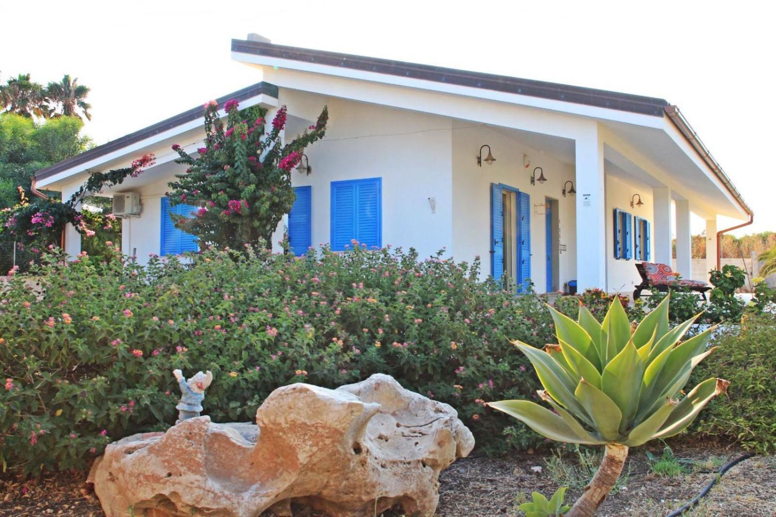 Villa Soleado, Marzamemi - Sea Front Villa Reitani Екстериор снимка